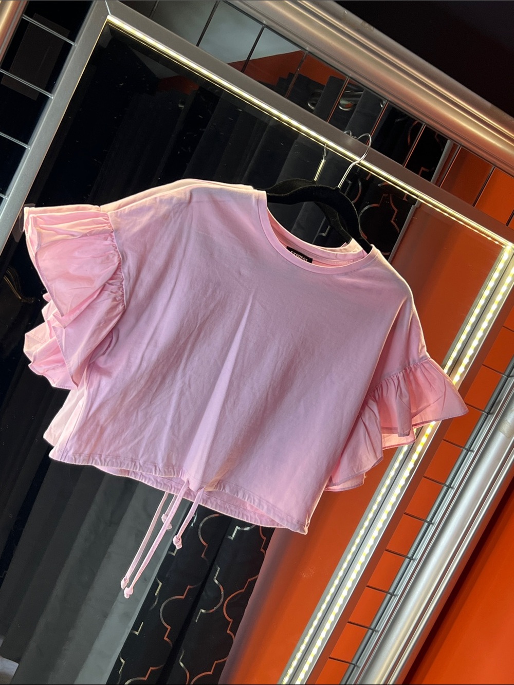 Express Archival Ruffle Flutter Sleeve Crop Top 🌸
